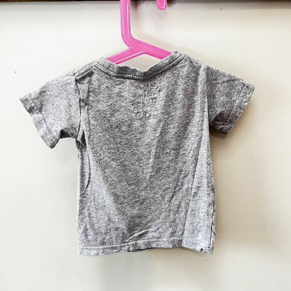 Whistle & Flute Cheeseburger Gray Short Sleeve T-shirt- Size 12-24 months - Picture 3 of 3